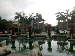 -亚龙湾亚泰商业街