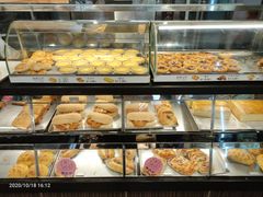 -Caidie Bakery采蝶轩(百越店)