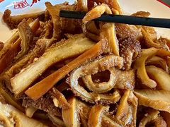 -老鼎万春卤菜(五代传承创始老店)