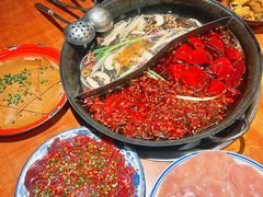 -周小明火锅(黑金冠社区店)