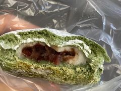 柔软艾草麻薯面包-都恩客(高岛屋百货店)