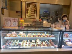 -花花卷卷·鲜食蛋糕(静安久光百货店)