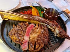 特色澳洲和牛战斧牛排-Kathleen's Waitan 凯圣琳江景西餐厅(外滩店)