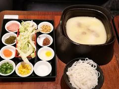 -阿香米线(宁波来福士广场店)