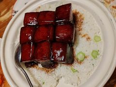 红烧肉焖饭-新白鹿餐厅(龙游路店)