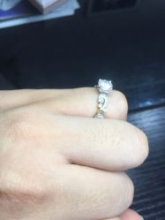 -威德钻石-克拉钻大本营(南京东路店)