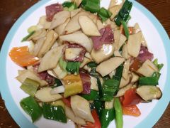 -阿鹏故事云南野生菌火锅(人民路店)