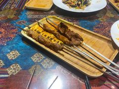 -乡村馕坑肉·烧烤·新疆菜·本地人更爱吃(阿勒泰首店)