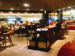 大堂-星巴克臻选(广州太古汇店)