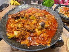 火山肥牛辣八爪-WOW LUCKY创意韩料(龙阳广场店)