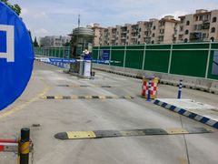 -中原城市广场-停车场