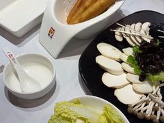 -德天肥牛海鲜火锅(城西银泰店)