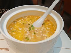 -阿瓦山寨·湘菜现炒·剁椒鱼头王(咸阳总店)