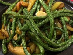 茄子恋豆角-大眼锅贴水饺(河东店)