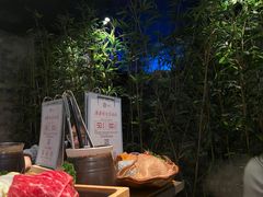 -湊湊火锅·茶憩(杭州湖滨银泰in77店)