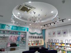 -Isee灰姑娘(龙湖狮山天街店)