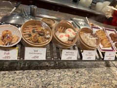-皇室宴会厅(香港迪士尼乐园)