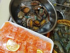 -渔人湾码头海鲜市场负二楼