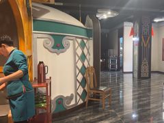 -哈啾嗨·新概念蒙餐(红星新城店)