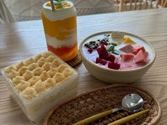 -嗒令甜品·主题融合料理餐厅(首座时代店)
