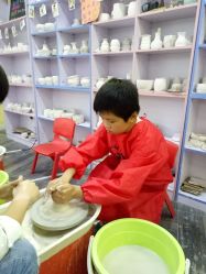 -泥娃娃DIY陶吧(易生活购物公园店)