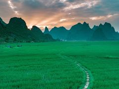 -桂林资江天门山风景区