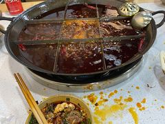 -正贰捌经重庆老火锅(建设路店)