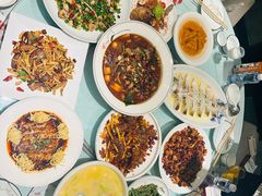 -小三峡食府(西五路店)