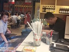 -华府九号海鲜烧烤大排档(龙域店)