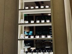 -VERIE BAKEHOUSE