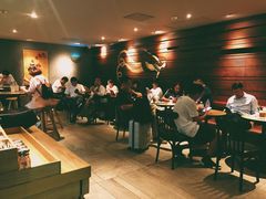 大堂-星巴克(浦东机场T2到达店)