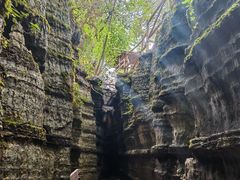 -梭布垭石林景区