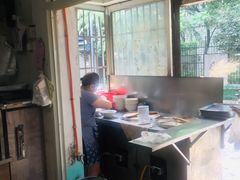 -巧手馄饨(箍桶巷店)