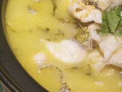 -九锅一堂酸菜鱼(学府凯德店)