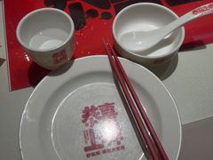餐具摆设-恭喜上堓砂锅焗·海鲜大排档(闵行龙湖店)
