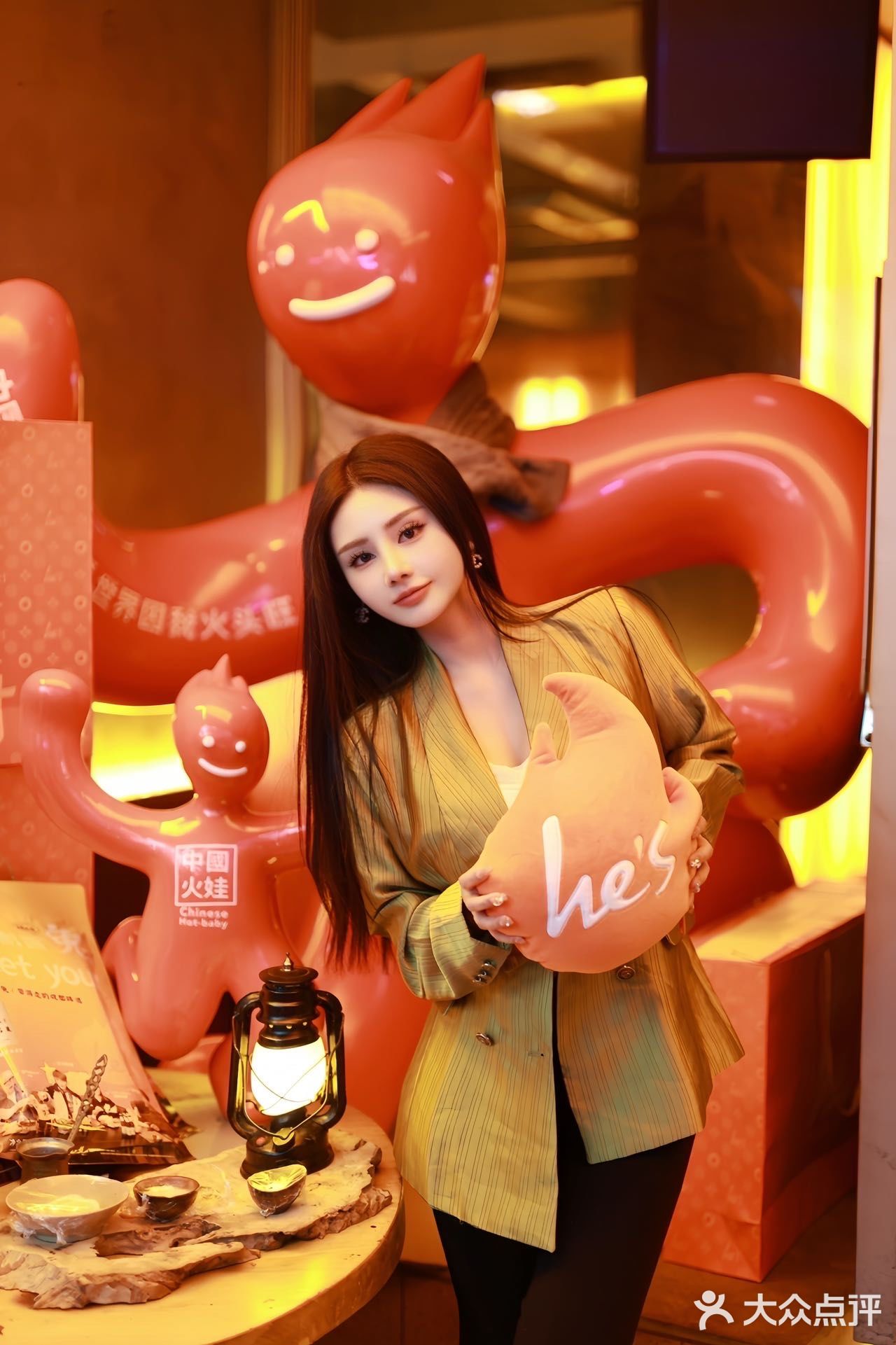 成都人私藏30年的烧烤顶流！小龙虾比手掌大，一口沦陷🤯 