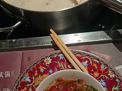 -尚尚仙·酸汤猪手·猪肚鸡火锅(华联万柳购物中心店)