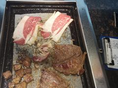 -阪尚皇·原切牛排·烤肉火锅自助(北京路店)