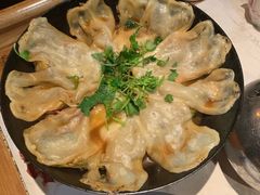 地锅昂刺鱼-大张烙馍村(三环南路旗舰店)