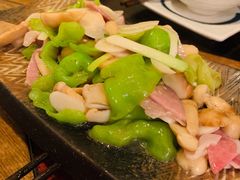 火腿炒松茸-紫滇源云南生态菜(丹凤街店)