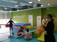 -乐融婴幼儿成长中心(四季青校区)