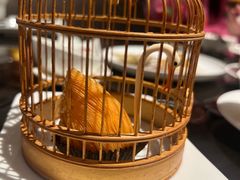 -玥轩YUE HIN(IFS国际金融中心店)