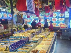 -鱼满舱·鲜活海鲜·正宗鲁菜