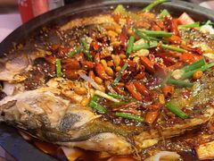 -鸣记脆皮烤鱼·海鲜烤鱼(三八广场店)