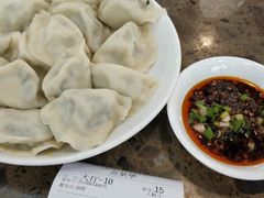 -周家大连水饺(美专校街店)