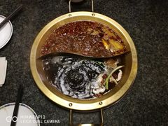 -小天鹅火锅·一线江景洪鼎旗舰店(洪崖洞店)