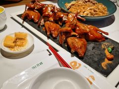 招牌肉松乳鸽-维园悦谱·海派家常菜(乌鲁木齐南路店)