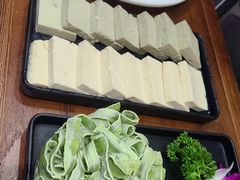 -龙隆昌·鲜品火锅·江湖烤鱼