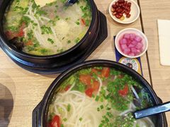 -苗乡米线(建军路店)