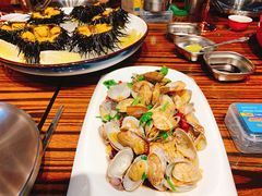 -蚝堡海鲜·威海菜·海肠捞饭·烧烤·亚洲吃蚝公司(幸福门店)